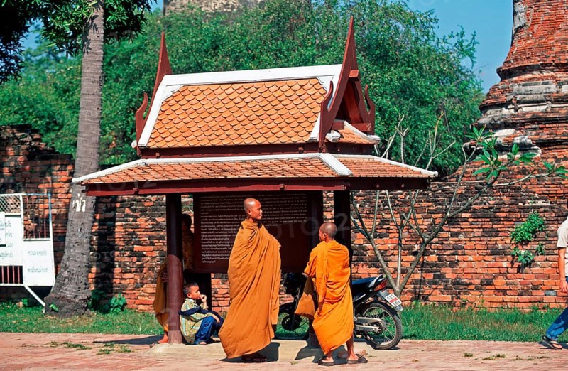 Monks, boy, Wat Phra Si Sanphet, Ayutthaya, Thailand, December 2002, vintage, retro, old, historic