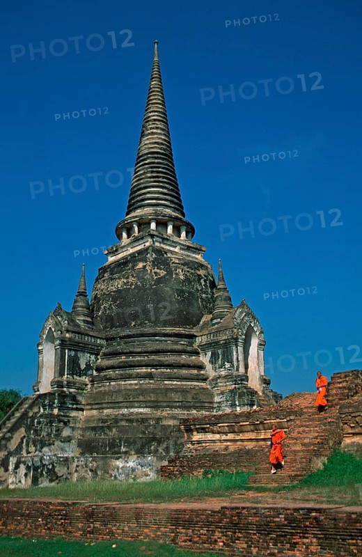Monks, chedi at Wat Phra Si Sanphet, Ayutthaya, Thailand, December 2002, vintage, retro, old, historic