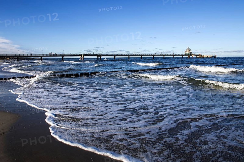 Pier with diving gondola, Zingst, Fischland-Darß-Zingst, Western Pomerania Lagoon Area National Park, Mecklenburg-Western Pomerania, Germany
