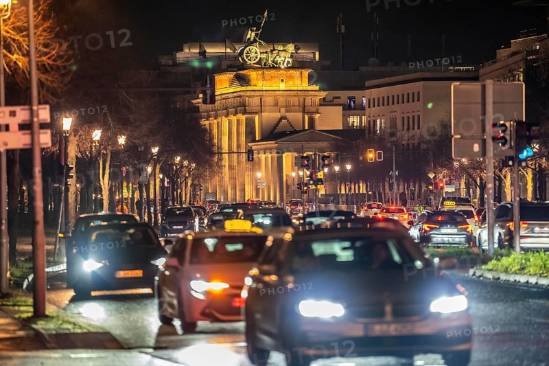 Evening traffic on Ebertstraße, on 18th March Square, Brandenburg Gate, Berlin, Germany