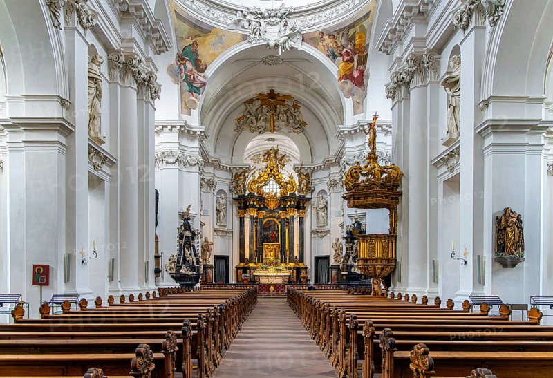 Interior photos in St. Salvator Cathedral in Fulda, officially High Cathedral in Fulda, center of the Fulda Baroque Quarter and landmark of the city, Fulda, Hesse, Germany