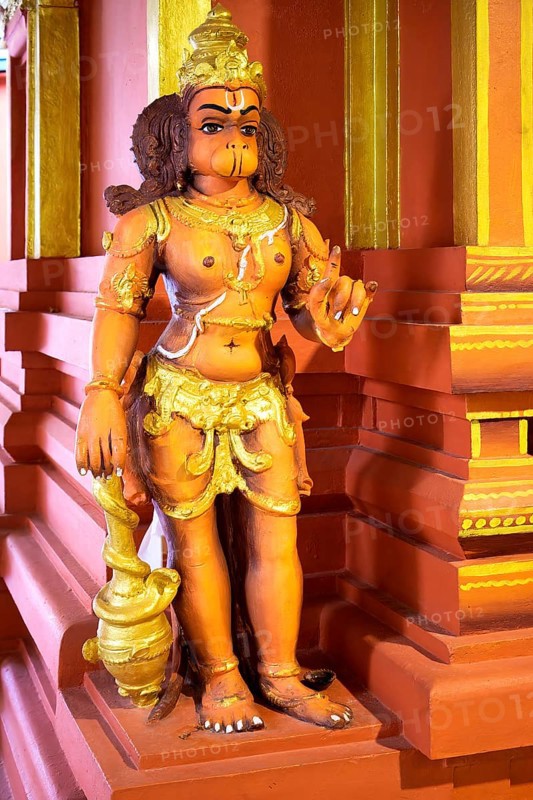 Sriramajayam Hindu Temple, Golden statues, Nuwara, Sri Lanka