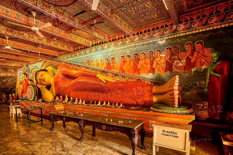 Reclining Buddha statue in Isurumuniya Rajamaha Viharaya temple, Anuradhapura, Sri Lanka