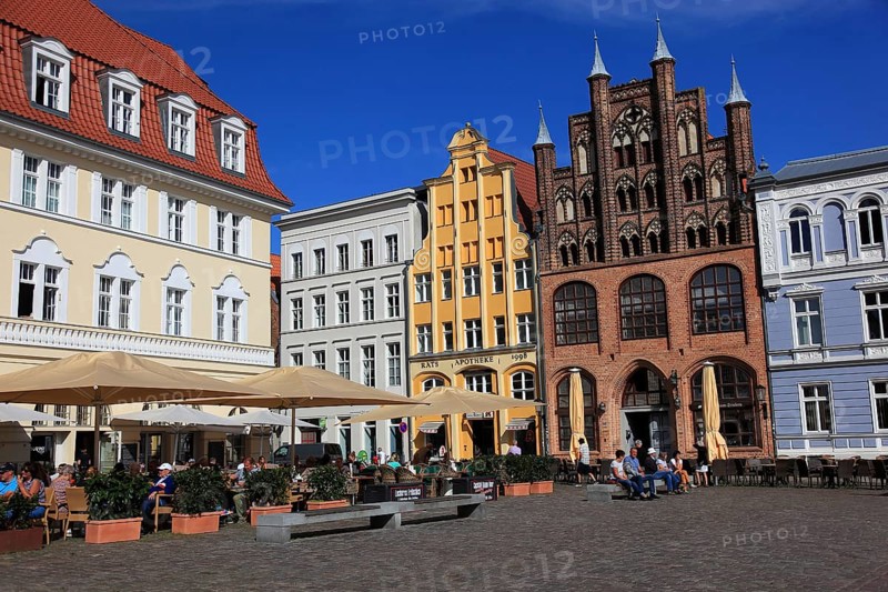 Der Alte Markt (Nordseite), Stralsund, Vorpommern-Rügen District, Mecklenburg-Western Pomerania, Germany