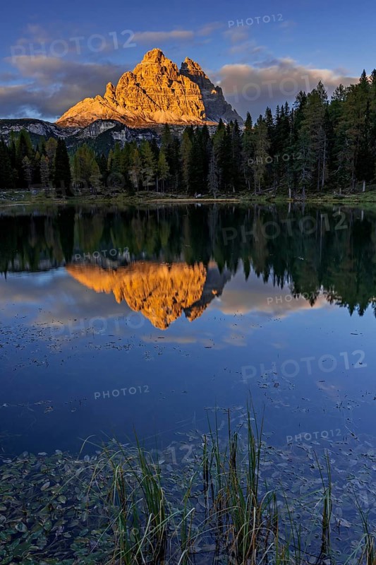 Mountain lake, mountains, reflection, sunny, evening light, Lake Antorno, Lake Antorno, Three Peaks, Dolomites, Italy