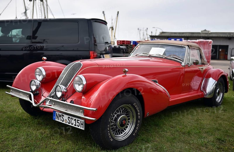 The very rare luxury sports car, vintage car, sports car, SCEPTRE 6.6S, at a classic car meeting in Büsum, Schleswig-Holstein, Germany