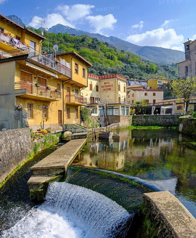 Aril, the shortest river in the world, Cassone di Malcesine, Lake Garda, Veneto, Italy