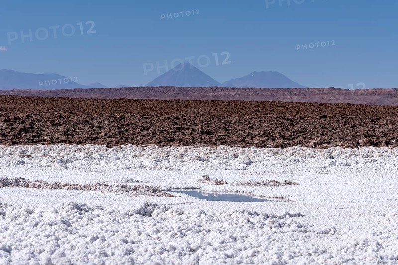 Coloured salt formations at the Lagunas Escondidas de Baltinache, Atacama Desert, Toconao, San Pedro de Atacama, Región de Antofagasta, Chile