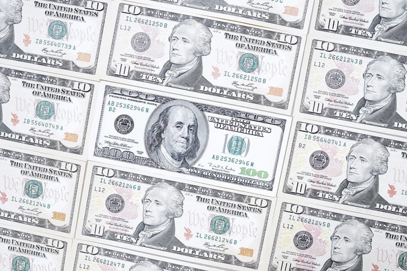 US dollar notes, 10 dollars, 100 dollars, banknotes
