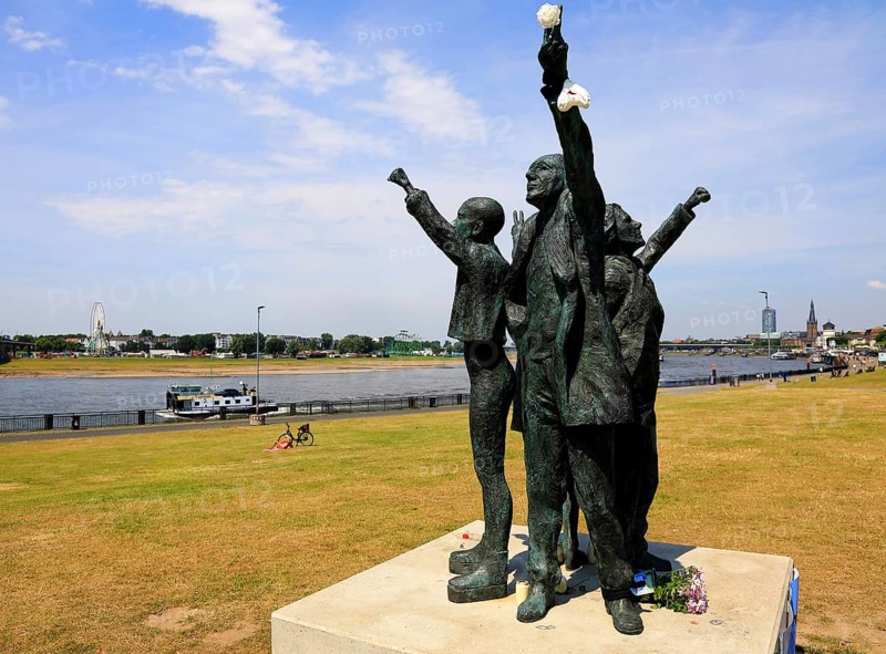 Place for the remembrance and acceptance of gender and sexual diversity, artwork by Claus Richter, on the occasion of CSD 2021 (permanent artwork in public space), at the Rheinkniebrücke in Düsseldorf, North Rhine-Westphalia, Germany