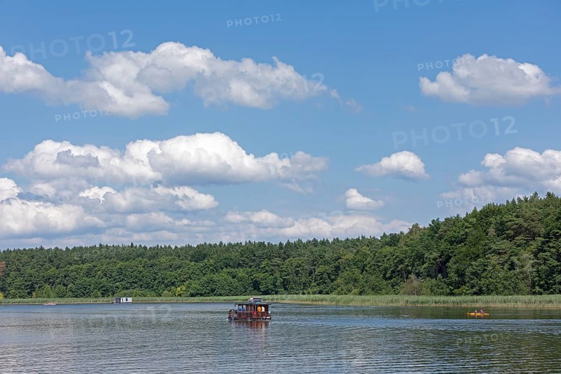 Houseboat, Zotzensee, Mecklenburg Lake District, Mecklenburg-Western Pomerania, Germany