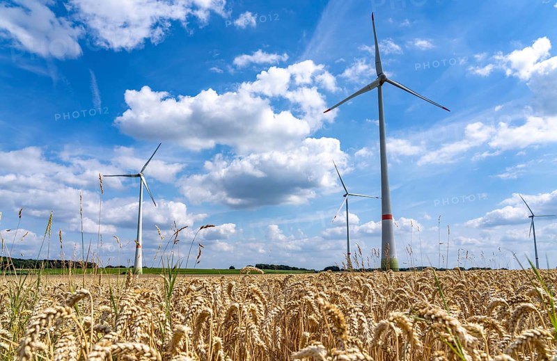 Rheurdt wind farm, south of Ismus, 3 Enercon E-115, behind Enercon E-160 WTGs, wind turbines, North Rhine-Westphalia, Germany