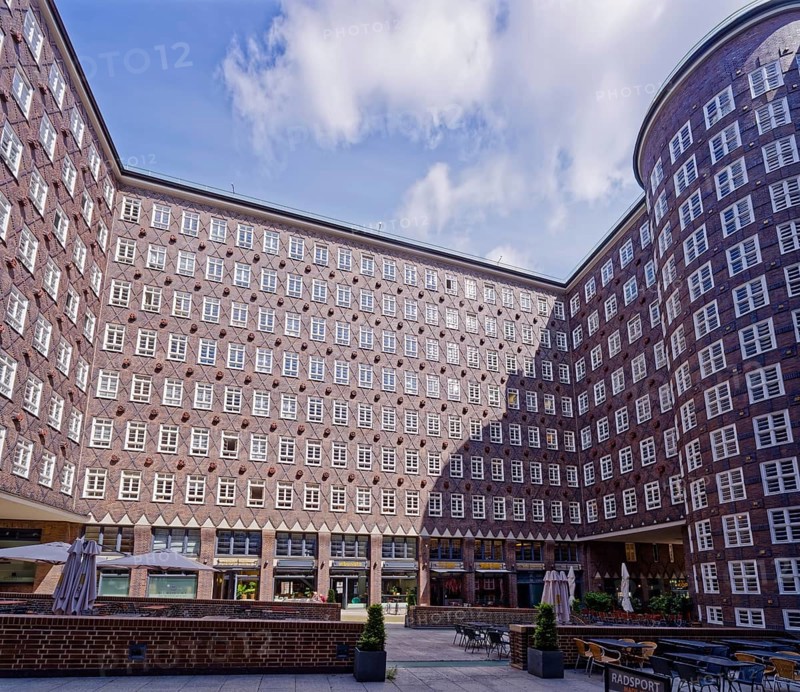 The Sprinkenhof is one of the office buildings constructed in Hamburg's city centre at the beginning of the 20th century. Springeltwiete leads through the inner courtyard of the building. The Kontorhaus district was listed as a UNESCO World Heritage Site in 2015. Hamburg, Germany