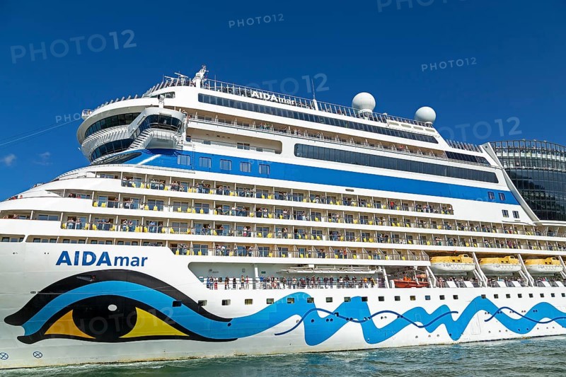 Cruise ship AIDA nova departs, Warnow, Warnemünde, Rostock, Mecklenburg-Western Pomerania, Germany