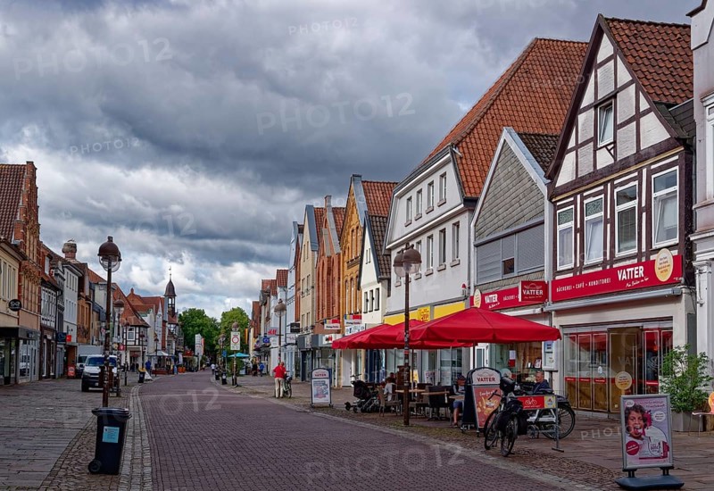 Buildings and shops in Lange Straße in the historic old town centre of Nienburg an der Weser. Nienburg, Lower Saxony, Germany