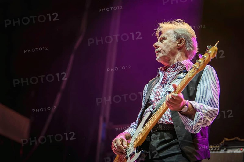 Glen Matlock, bassist of the Sex Pistols ft. Frank Carter live at the Berlin Zitadelle Spandau on 04.07.2025