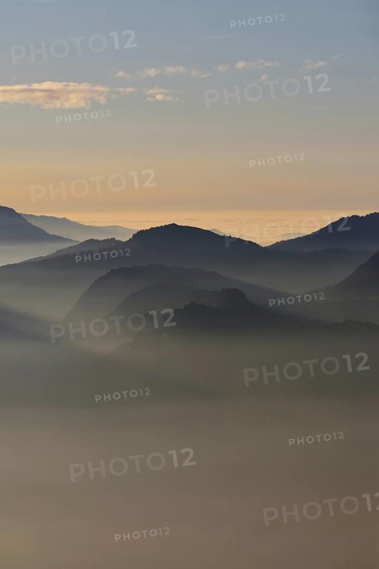 Grazing light in the mountains... Alpine panorama, Alpine peaks and mountain ranges in the Bavarian Alps in late light with low sun, romantic view from Oberstdorf towards Kleinwalsertal, local nature, Bavaria, Allgäu, Allgäu Alps, Bavarian Alps, Germany, Western Europe