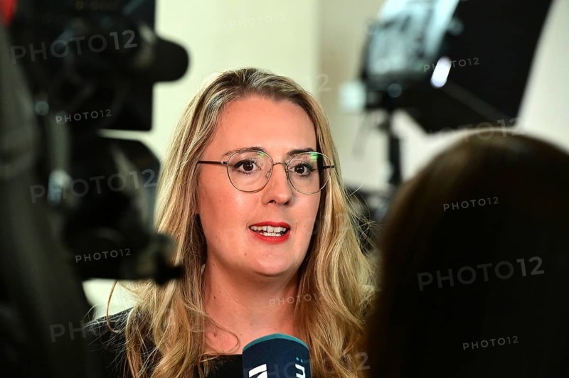 Katharina Dröge (Bündnis 90 / Die Grünen) in an interview with a newstime reporter