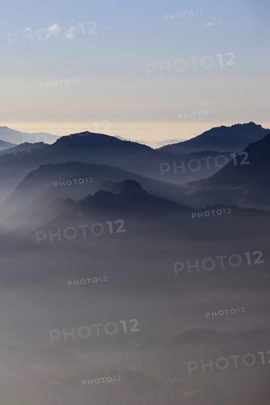 Mountain silhouettes... Alpine peaks and mountain ranges, Bavarian Alps, romantic view from Oberstdorf towards Kleinwalsertal, Allgäu Alps, Allgäu, Oberstdorf, Bavaria, Germany, Western Europe