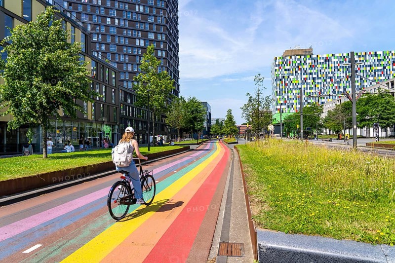 Rainbow cycle path through the university campus in Utrecht Science Park, 570 metres long, Utrecht University, Utrecht University of Applied Sciences and UMC Utrecht University Hospital, set an example for acceptance, equal treatment and safety of the LHBTIQ+ community Netherlands
