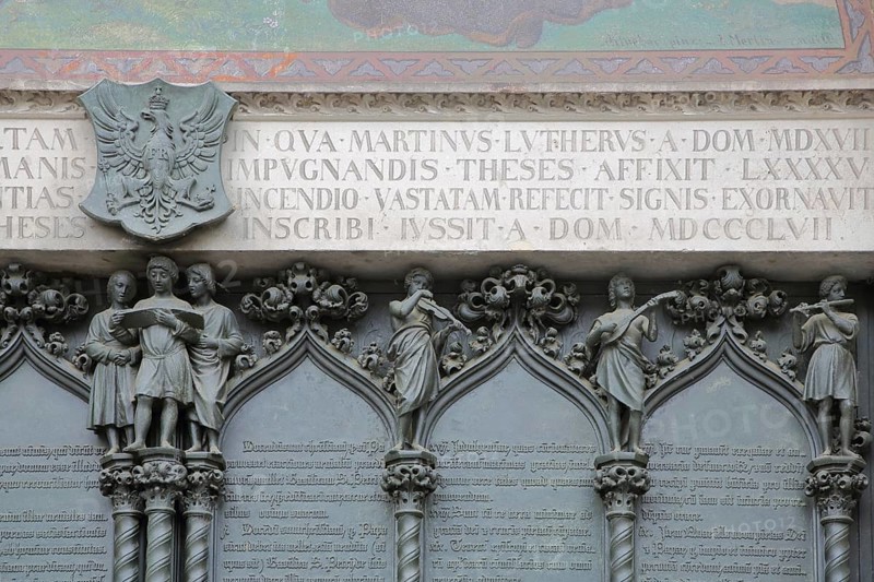 Detail of the theses door with inscription Martin Luther, church door, UNESCO, castle church, castle, Luther city Wittenberg, Fläming, Saxony-Anhalt, Germany