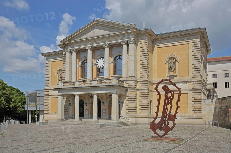 Opera House with sculpture Reliquie Mensch by Michael Morgner 2011, rusty steel sculpture, Modern Art, Abstract Art, Halle an der Saale, Saxony-Anhalt, Germany