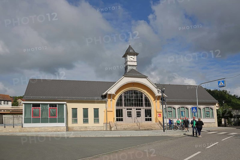 Railway station with tourist office and pedestrians, Bad Kösen, Saale, Naumburg, Saxony-Anhalt, Germany