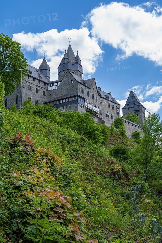 Altena Castle, Altena, Sauerland, Westphalia, North Rhine-Westphalia, Germany