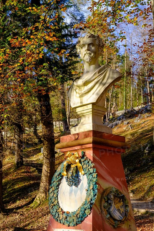 Monument to King Ludwig II, Philosophenweg, Garmisch-Partenkirchen, Werdenfelser Land, Upper Bavaria, Bavaria, Germany