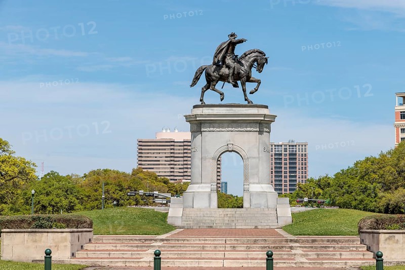 Bronze sculpture of General Sam Houston at the entrance to Hermann Park in downtown Houston, Texas