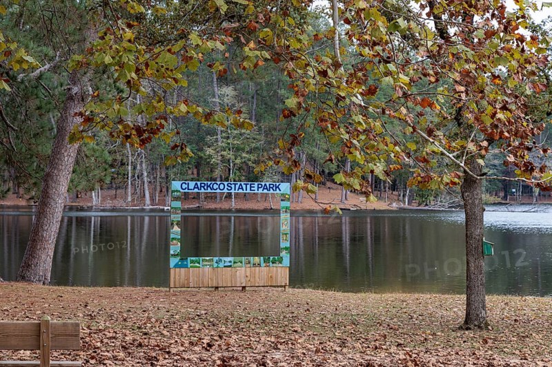 Permanent painte wooden photo prop beside Lake Ivy at Clarko State Park near Quitman, Mississippi, USA