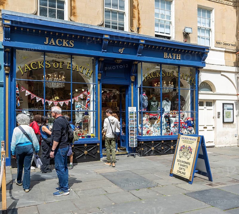 Jacks of Bath tourist souvenir shop, Abbey Church Yard, city of Bath, north east Somerset, England, UK