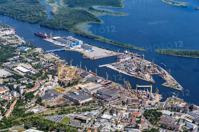 Szczecin, Pomerania, harbour, shipyard, Szczecin, Pomeranian Voivodeship, voivodeship, West Pomerania, Poland, Oder, river, aerial view, insolvent