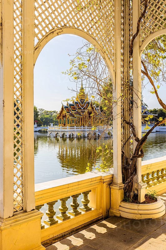 Garden pavilion, open gilded pavilion at the back, Buddhist temple complex, Thai King's Summer Palace, Bang Pa-In, near Ayutthaya, Thailand