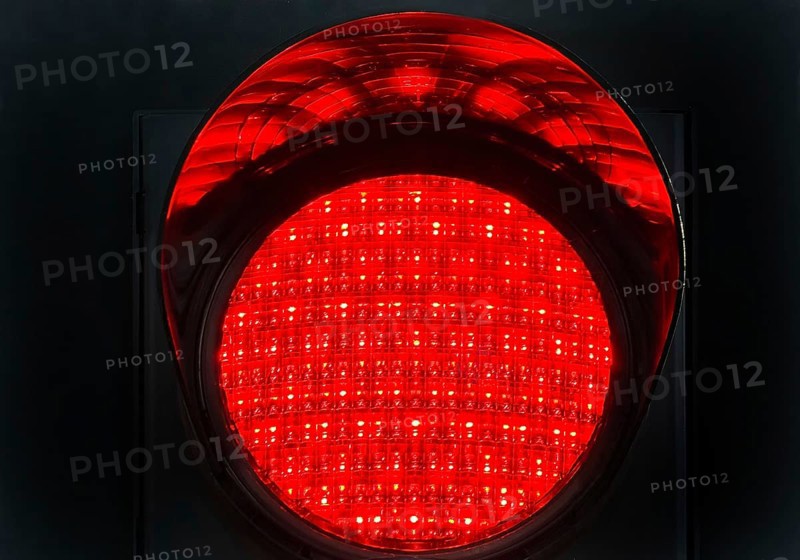 red traffic light, Bonn, North Rhine-Westphalia, Germany