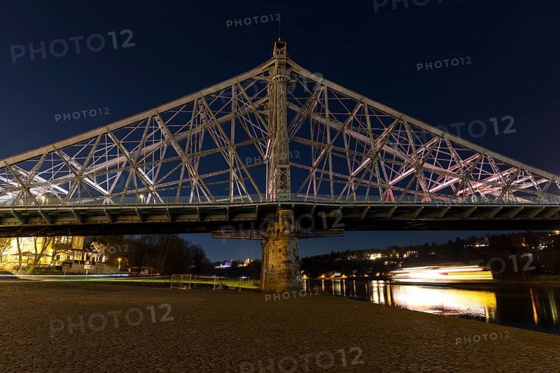 Elbbrücke Blaues Wunder at night, an illuminated Saxon steamship steamer sails on the Elbe, the Elbe Castles can be seen in the background, Blasewitz, Dresden, Saxony, Germany