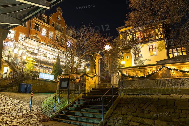 Atmospheric night view of the Cafe Toscana restaurant and Villa Marie am Blauen Wunder with Christmas decoration, Blasewitz, Dresden, Saxony, Germany