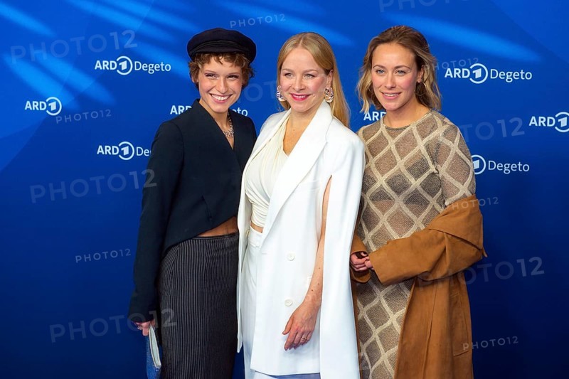 Kristin Suckow, Jasmin Schwiers, Sina Tkotsch, BLUE HOUR, Photo Call, Hotel Telegraph Office, Berlin, 13.02.2026