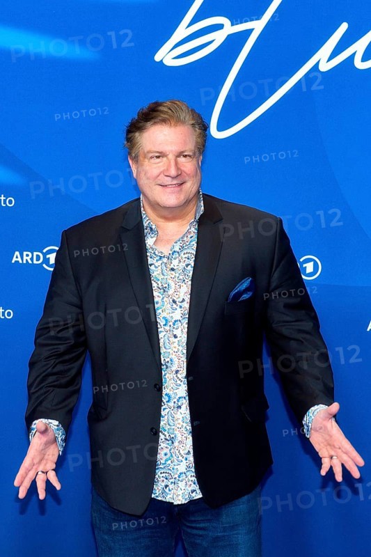 Francis Fulton-Smith, BLUE HOUR, Photo Call, Hotel Telegraph Office, Berlin, 13.02.2026