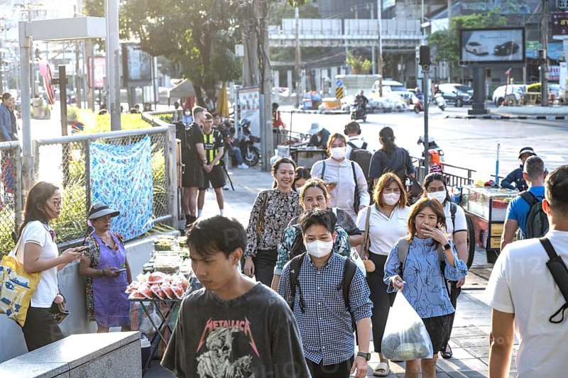 Bangkok, Thailand. March 25th 2025. Thai commuters enter and exit the Lumpini Metro station in the Sathon district of central downtown Bangkok, Thailand
