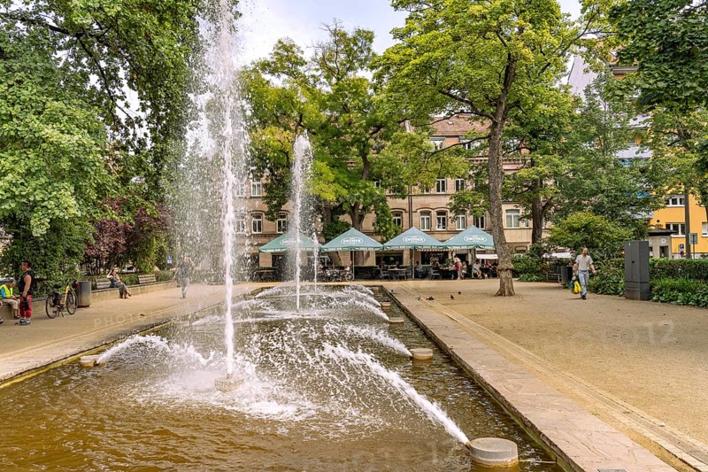 The Freiheit fountain in the Dr.-Konrad-Adenauer-Anlage in Fürth, Middle Franconia, Bavaria, Germany