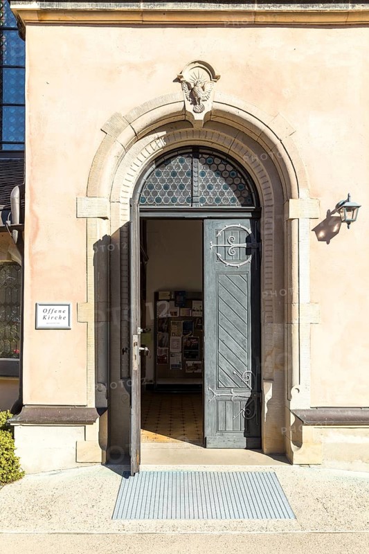 Open portal to St. Christophori Church, Hohenstein-Ernstthal, Saxony, Germany