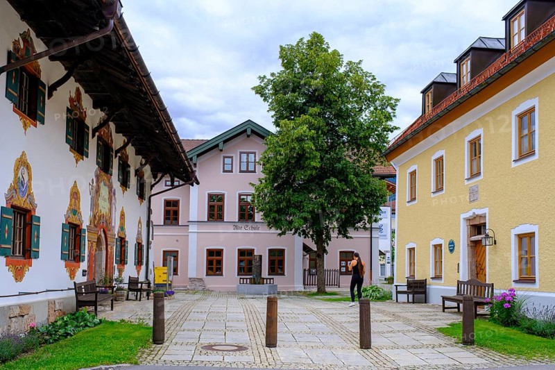 Lüftlmalerei, mock architecture, frescoed town hall, Ruhpolding, Chiemgau, Upper Bavaria, Bavaria, Germany