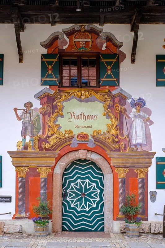 Lüftlmalerei, mock architecture, frescoed town hall, Ruhpolding, Chiemgau, Upper Bavaria, Bavaria, Germany