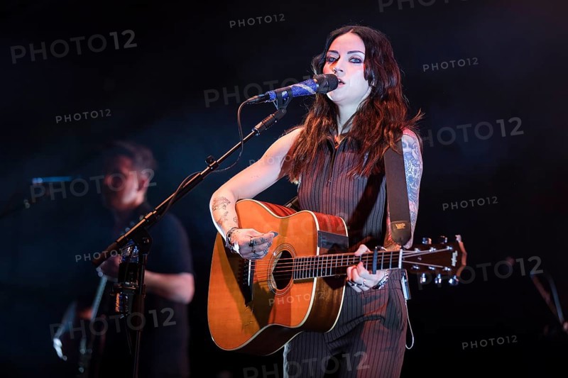 Amy Macdonald live on Is This What You've Been Waiting for? Tour in Berlin's Tempodrom on 11.02.2026