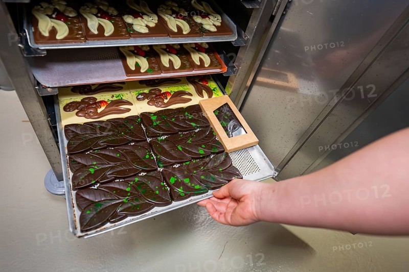 Starting loading process with types of tea is taken from a bakery, Easter production of regional products, Haselstaller Hof, Gechingen, Calw district, Germany