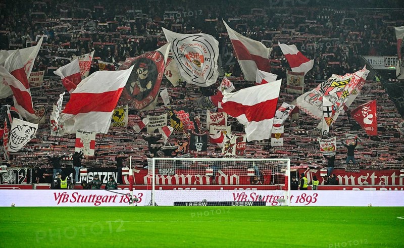 Fan block, fans, fan curve, flags, atmosphere, atmospheric Cannstatt curve VfB Stuttgart soccer Bundesliga, MHPArena, MHP Arena Stuttgart, Baden-Württemberg, Germany
