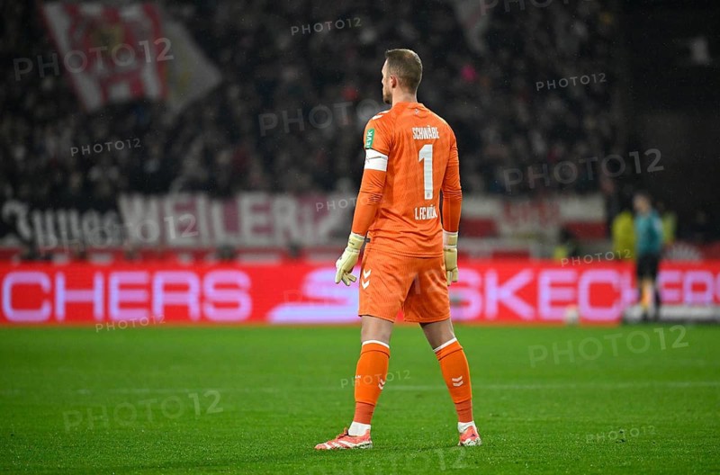 Goalkeeper Marvin Schwäbe 1. FC Köln KOE (01) from behind Football Bundesliga, MHPArena, MHP Arena Stuttgart, Baden-Württemberg, Germany