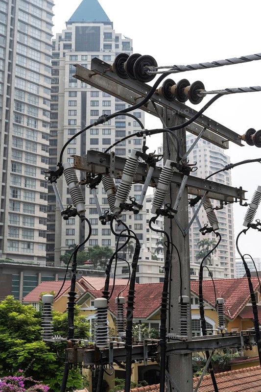 Bangkok, Thailand. March 4th 2025. Electricity power distribution lines connecting electric substations and consumers in the Thai capital, Bangkok, Thailand