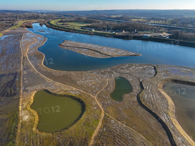 Haltern-Marl, North Rhine-Westphalia, Germany - Lippe, flood protection in the Haltern-Lippramsdorf-Marl area (HaLiMa) . Flood protection on the River Lippe by relocating the dyke and thus extending the floodplain. On the left, the completed floodplain north, the north dyke. Work is still in progress on the south dyke